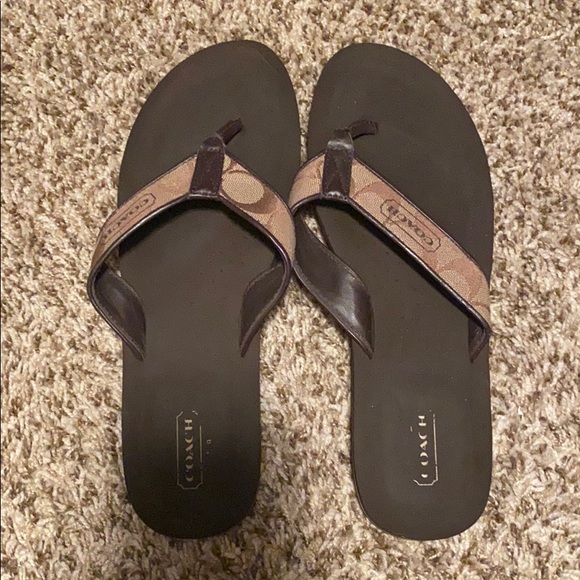coach flip flop in signature canvas